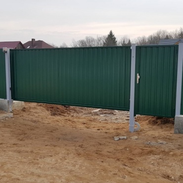 На винтовых сваях откатные ворота на дачу 2900x2000