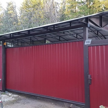 Alutech ворота откатные с калиткой 2500x2000